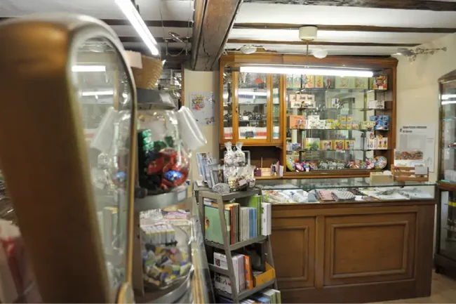 Zu sehen ist der Museumsladen des Freilichtmuseums in Bad Sobernheim. Foto: Freilichtmuseum